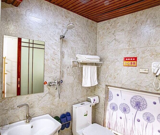 Хостел Pingyao Anyin Courtyard