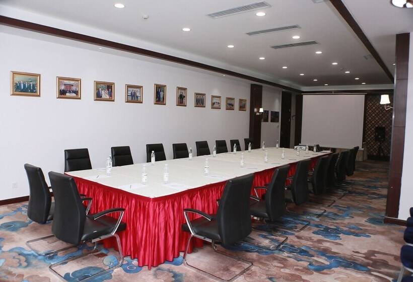 ホテル Sealong Bay Zhongqi Conifer