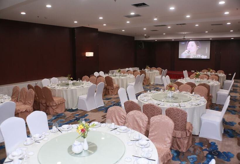 ホテル Sealong Bay Zhongqi Conifer