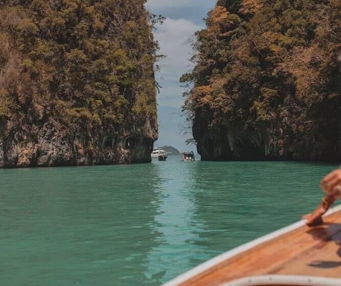 The Vatika Resort And Spa