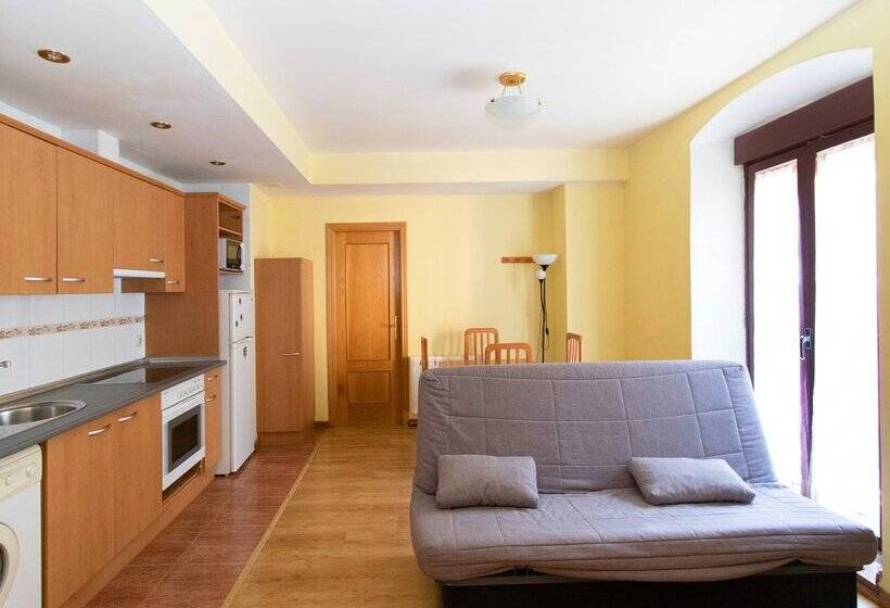 Apartamentos Canfranc 3000