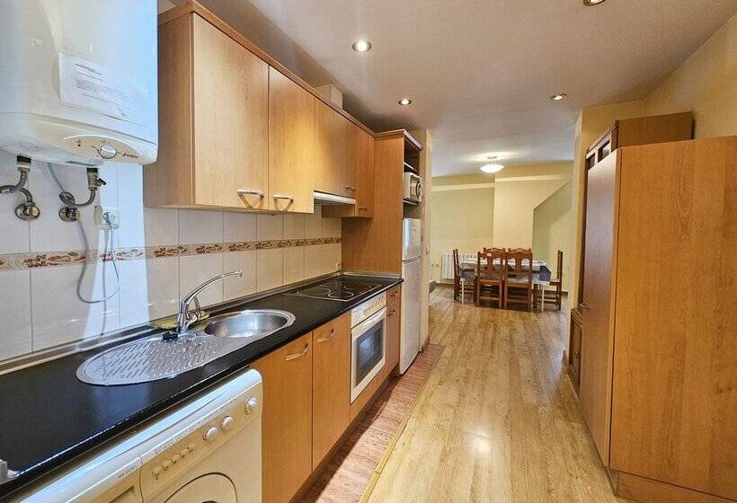 Apartamentos Canfranc 3000
