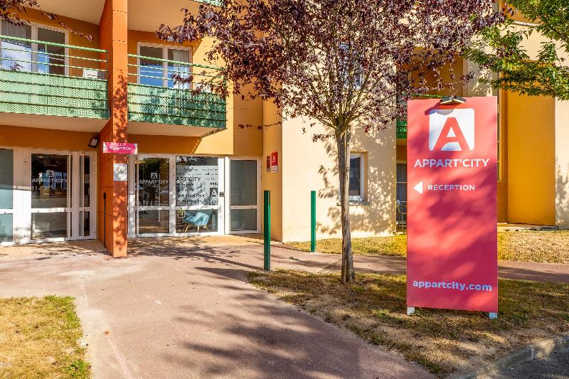 Appart City Confort St Quentin En Yvelines Bois D Arcy