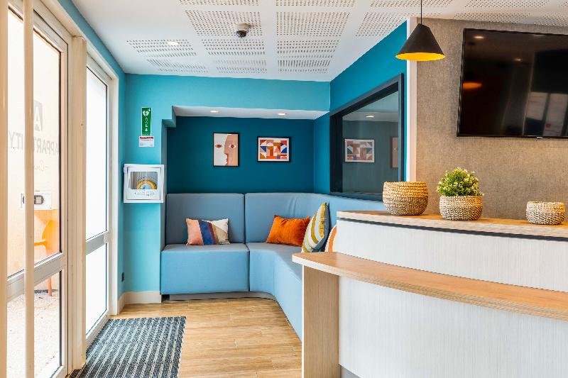 Appart City Confort St Quentin En Yvelines Bois D Arcy