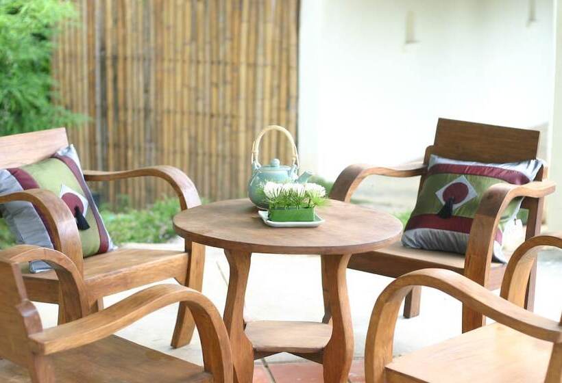 Baanrai Lanna Resort