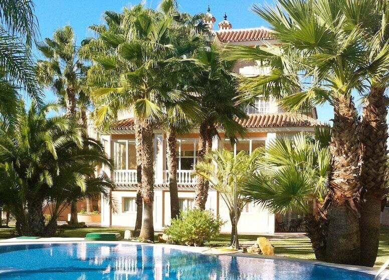 Boutique Villa Erina By Bossh Hotels   Adults Recommended