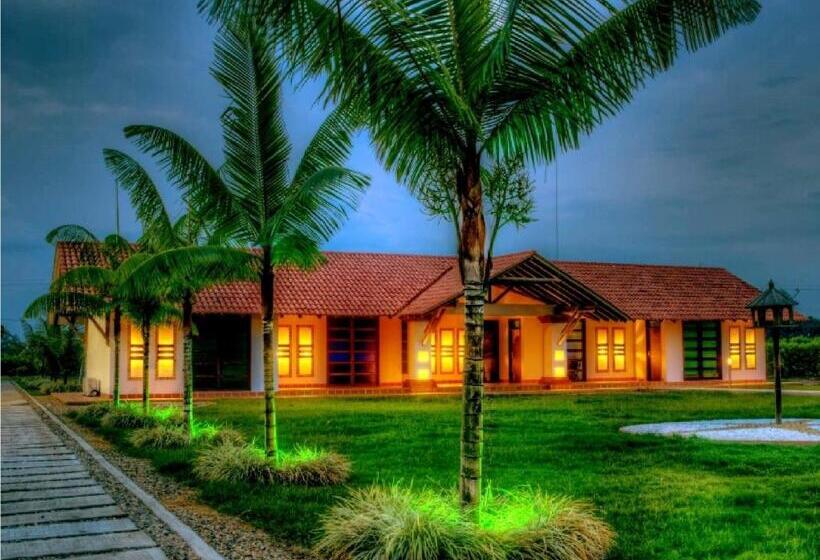 Brizantha Hotel Campestre