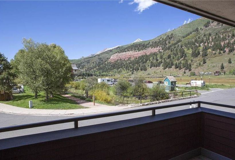 Cimarron Lodge