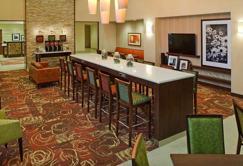 Hampton Inn & Suites Pittsburgh/waterfrontwest Homestead