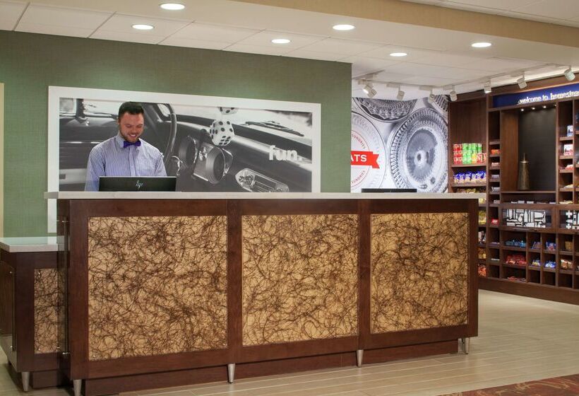 Hampton Inn & Suites Pittsburgh/waterfrontwest Homestead