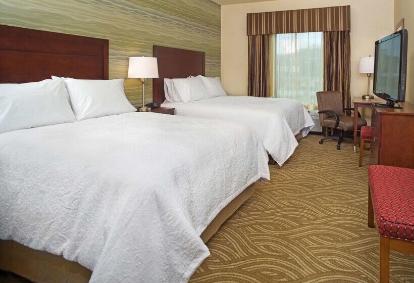 Hampton Inn & Suites Pittsburgh/waterfrontwest Homestead