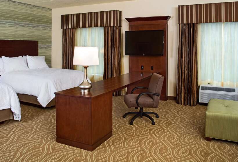 Hampton Inn & Suites Pittsburgh/waterfrontwest Homestead