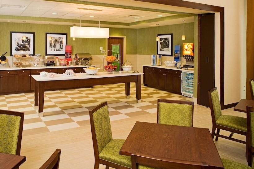 Hampton Inn & Suites Pittsburgh/waterfrontwest Homestead