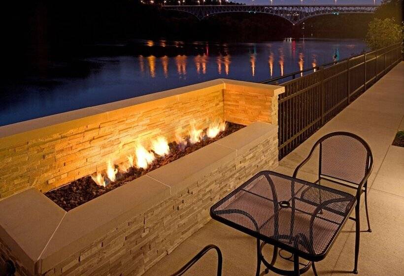 Hampton Inn & Suites Pittsburgh/waterfrontwest Homestead