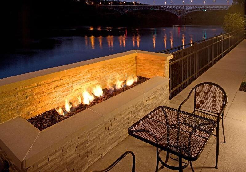 Hampton Inn & Suites Pittsburgh/waterfrontwest Homestead
