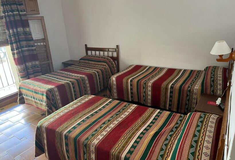 Hostal Rural Poqueira