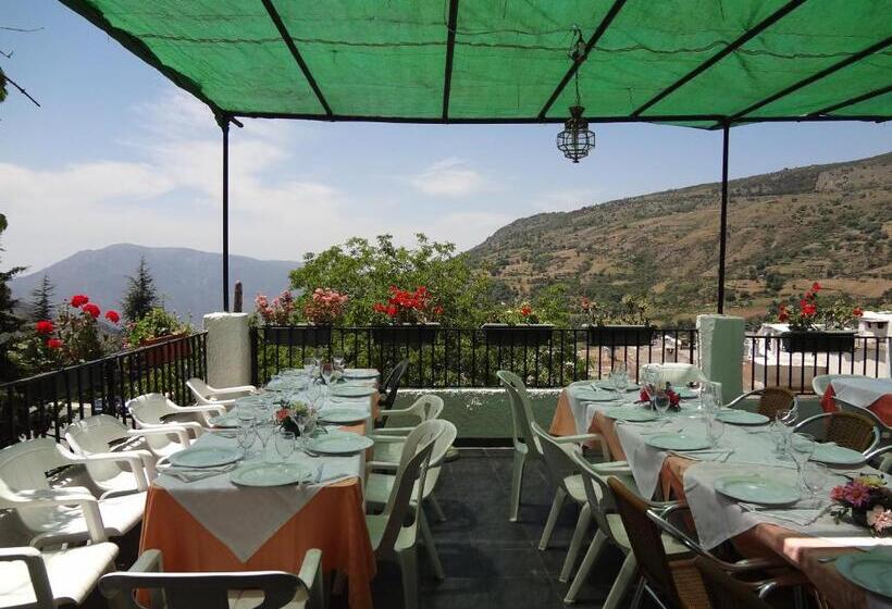 Hostal Rural Poqueira