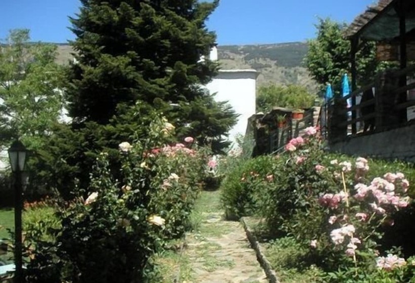 여관 Rural Poqueira Ii