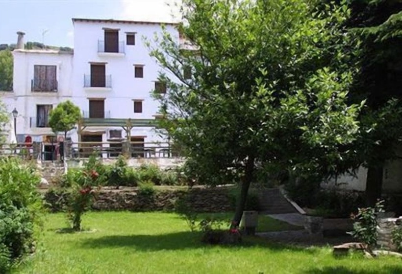 여관 Rural Poqueira Ii