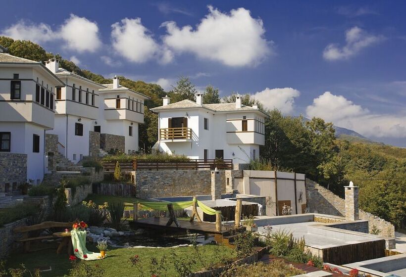 호텔 12 Months Resort & Spa