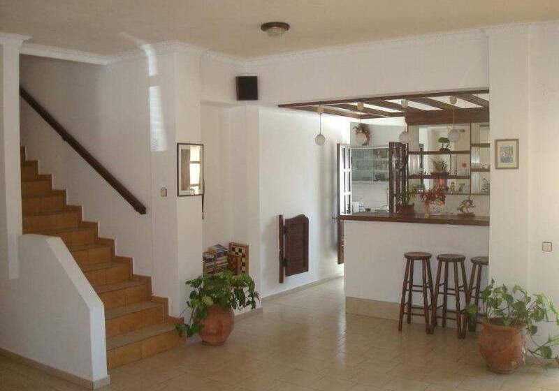 בית מלון כפרי Aghas Paleochora