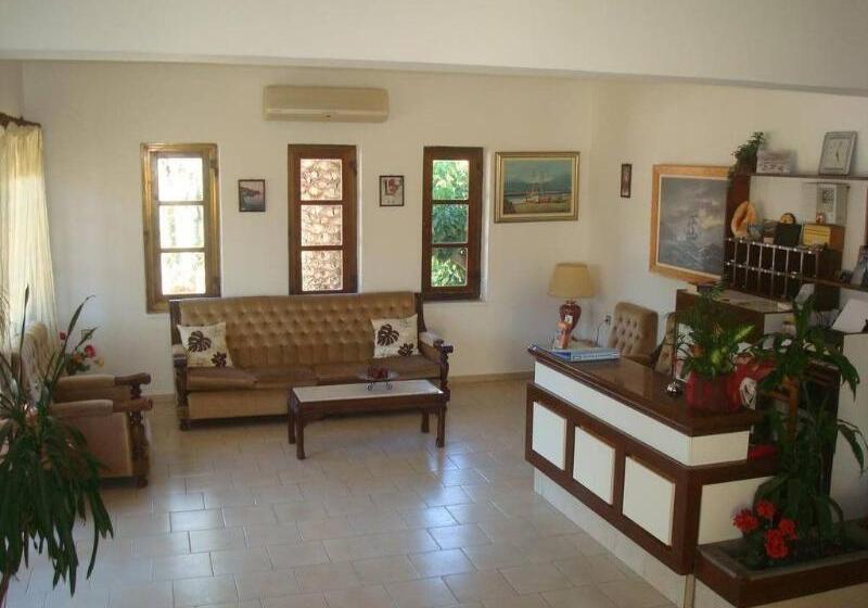 ホテル Aghas Paleochora