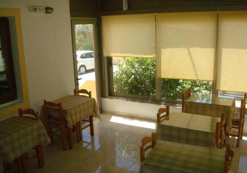 בית מלון כפרי Aghas Paleochora