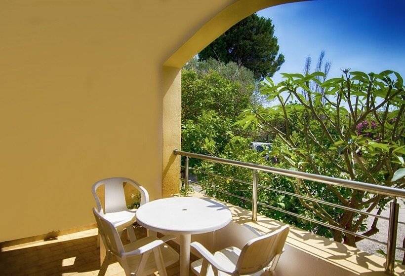 בית מלון כפרי Aghas Paleochora