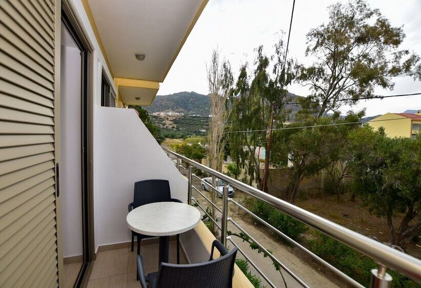 בית מלון כפרי Aghas Paleochora