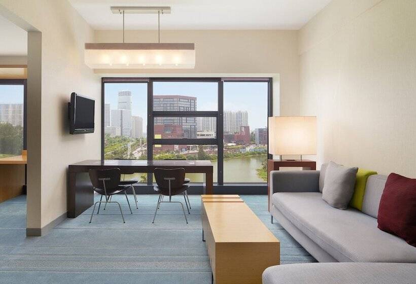 فندق Aloft Nanhai Foshan