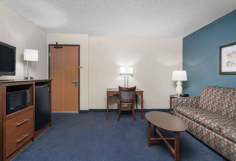 בית מלון כפרי Americinn By Wyndham Fort Dodge
