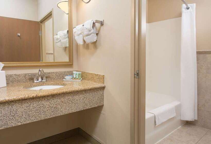 فندق Americinn By Wyndham Laramie Near University Of Wyoming