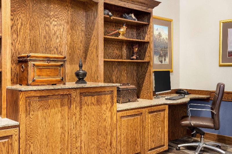 فندق Americinn By Wyndham Laramie Near University Of Wyoming