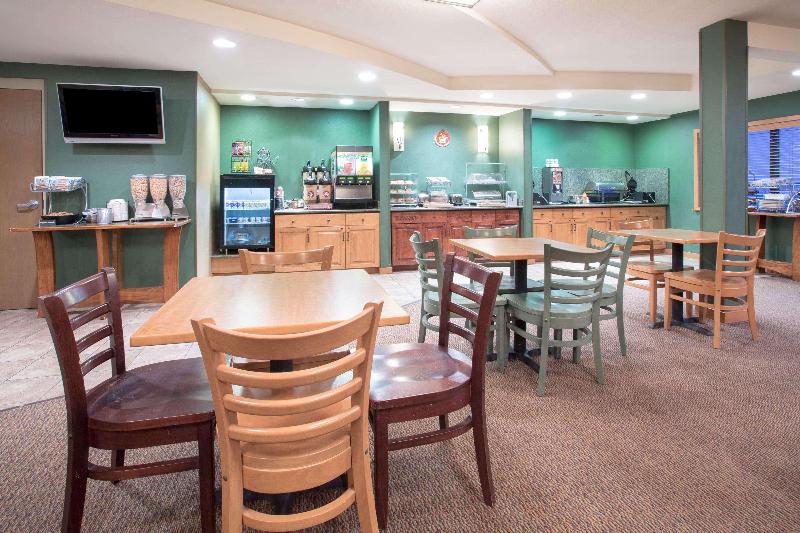 فندق Americinn By Wyndham Laramie Near University Of Wyoming