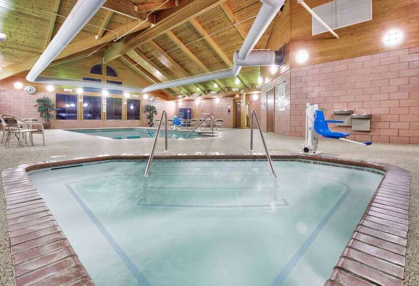 فندق Americinn By Wyndham Vidalia