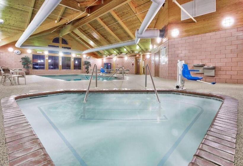 فندق Americinn By Wyndham Vidalia