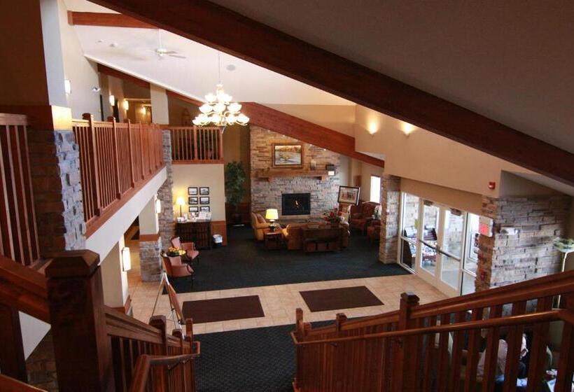 فندق Amerivu Inn And Suites  Waconia