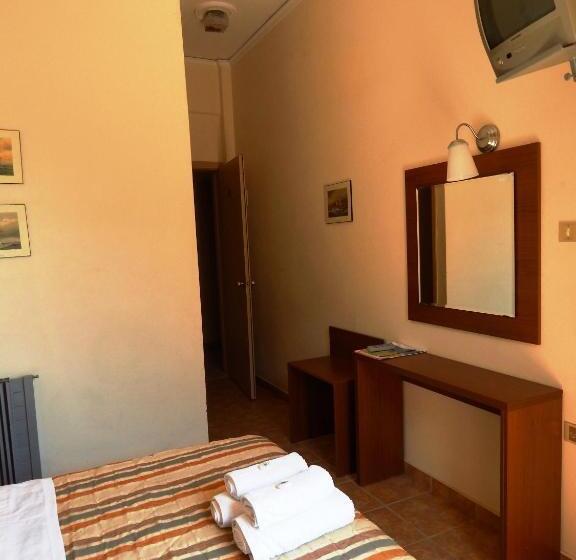 ホテル Angela S House