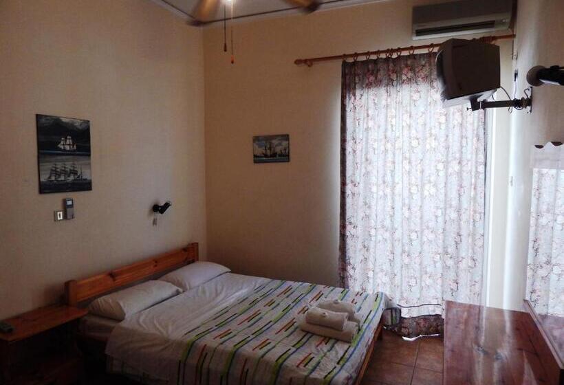 ホテル Angela S House