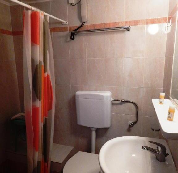 ホテル Angela S House