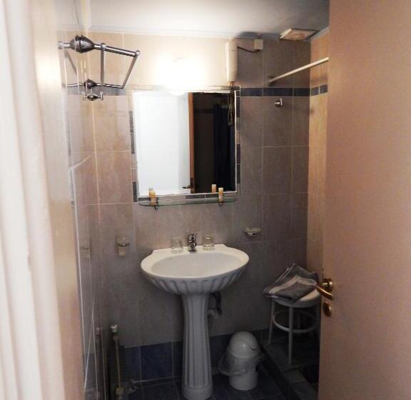 ホテル Angela S House