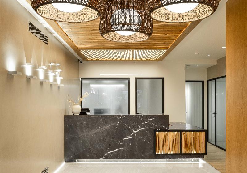 בית מלון כפרי Antigoni Seaside Resort