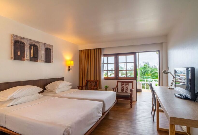 ホテル Best Western Phuket Ocean Resort