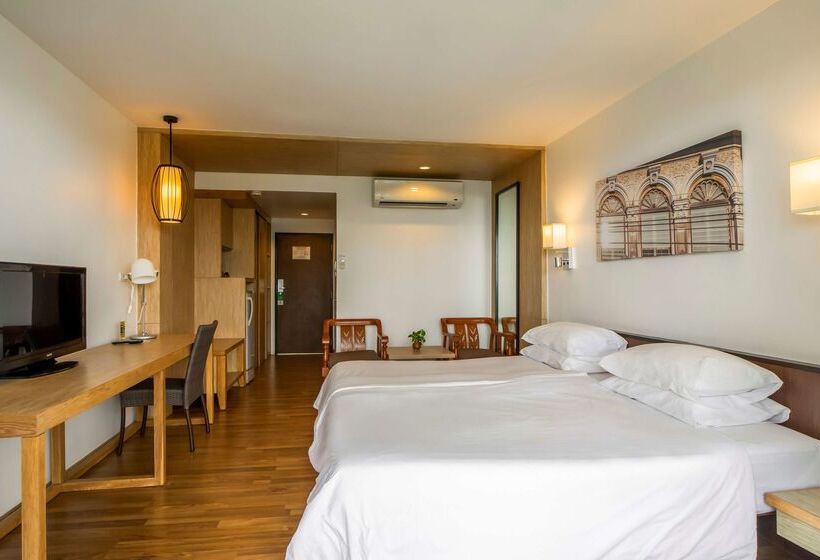 ホテル Best Western Phuket Ocean Resort