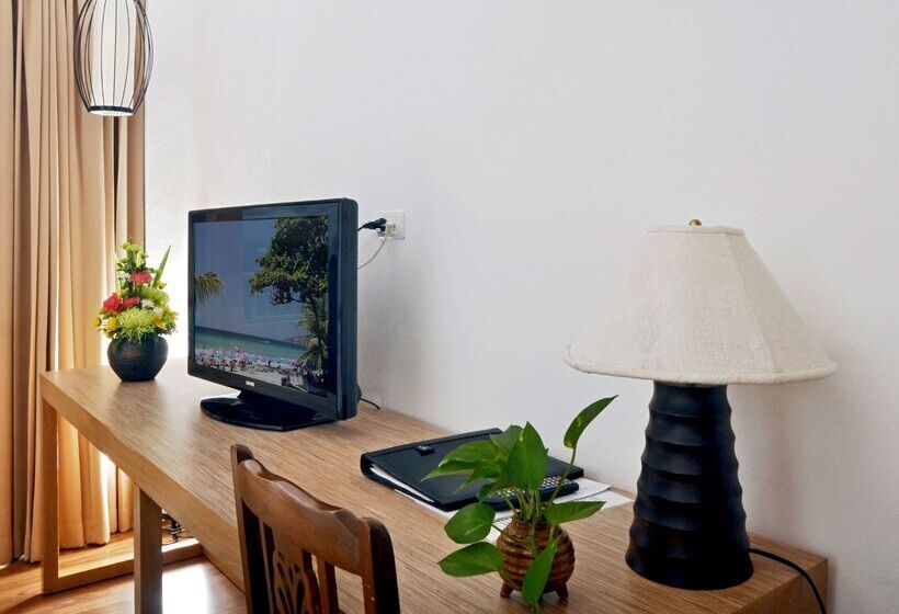 ホテル Best Western Phuket Ocean Resort