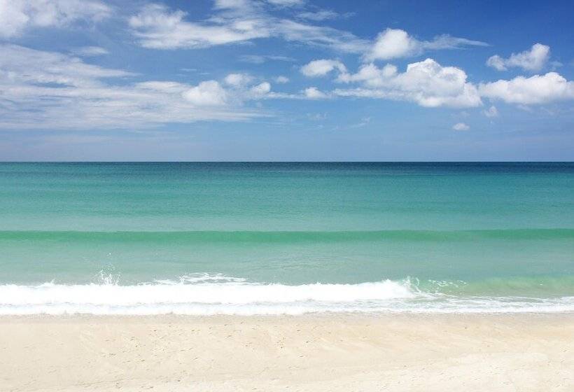 ホテル Best Western Phuket Ocean Resort