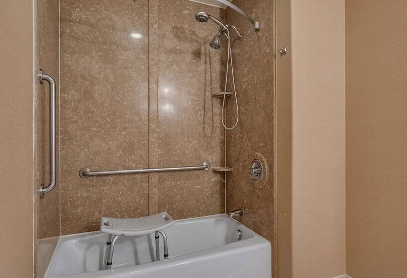 فندق Best Western Plus Midland Suites