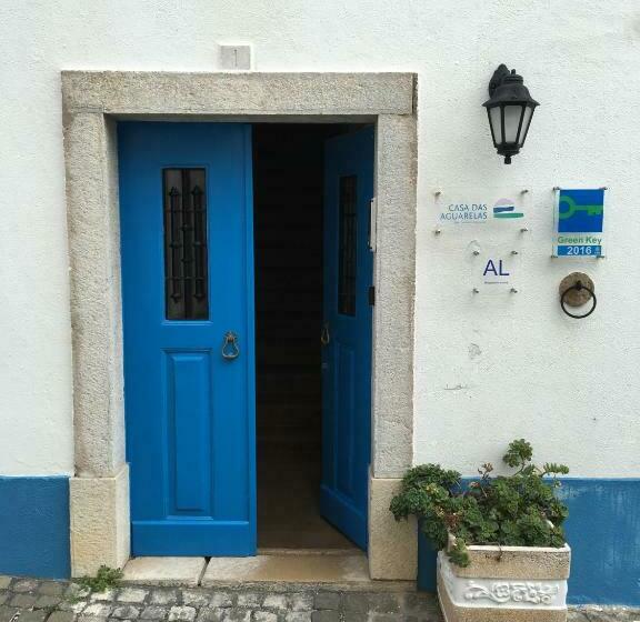 هتل Casa Das Aguarelas