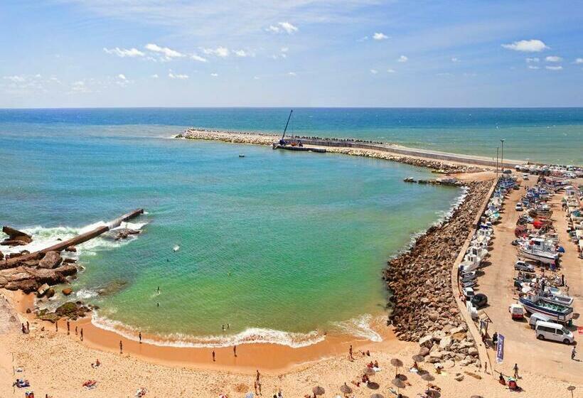 هتل Casa Das Aguarelas