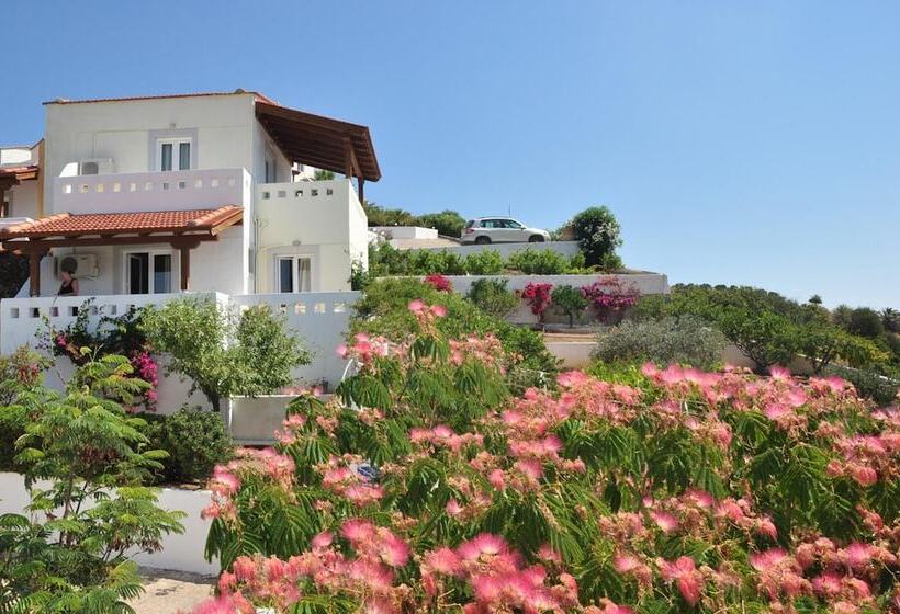 هتل Castri Village